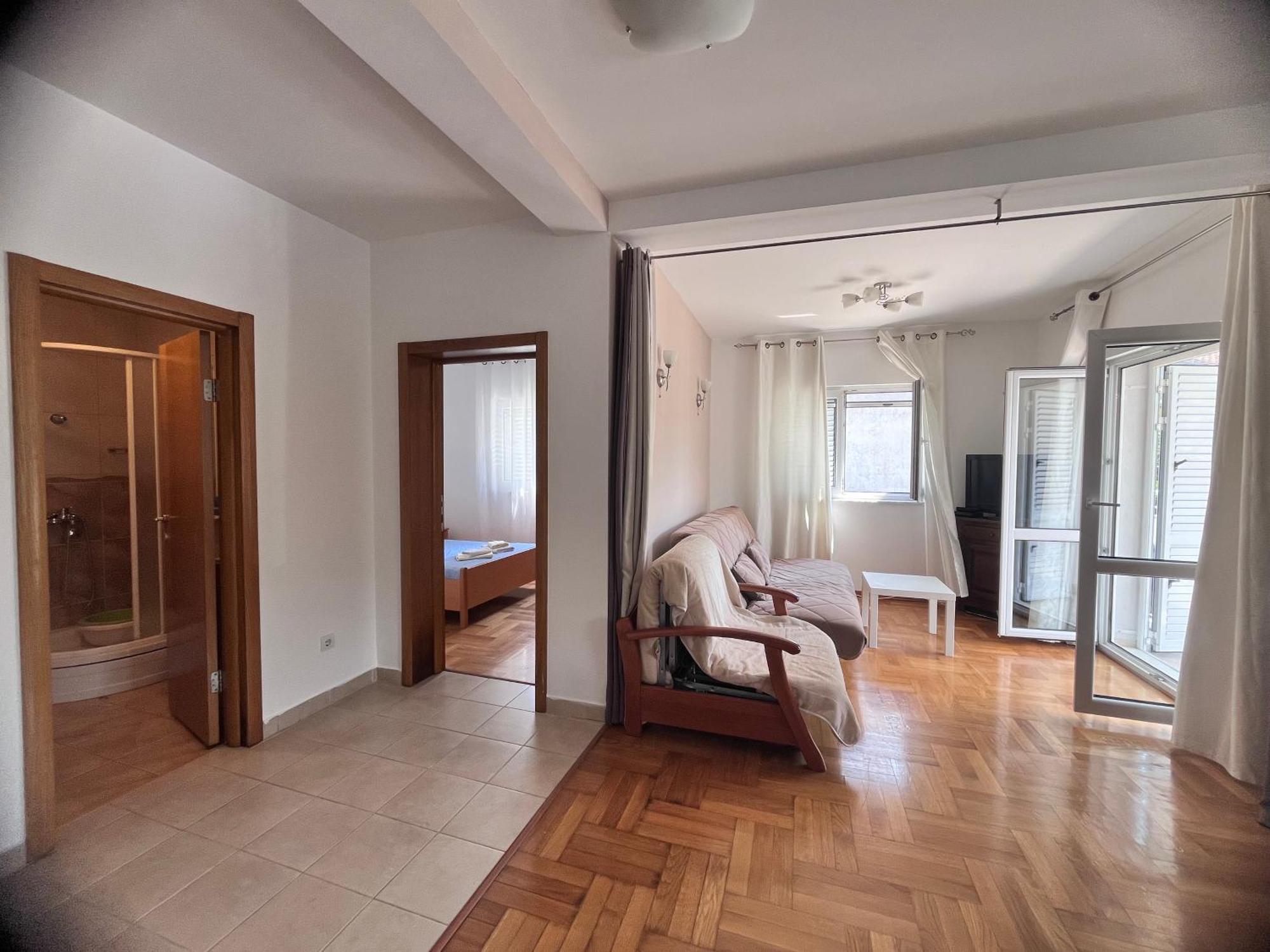 Apartment Belani, Own Parking Тиват Экстерьер фото